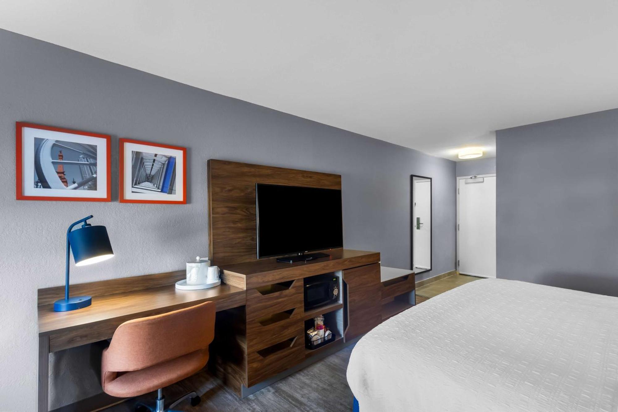 Hampton Inn Marion Exterior photo
